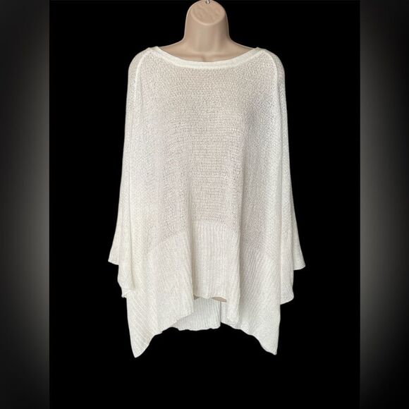 C Est. 1946 Sweaters - EST. 1946 Elegant White Knit Oversized Ties Back Bat Sleeves Poncho Top 26/28W